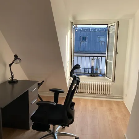 Upscale 80m2 2 Bedroom Near Champs Elysees Διαμέρισμα Παρίσι