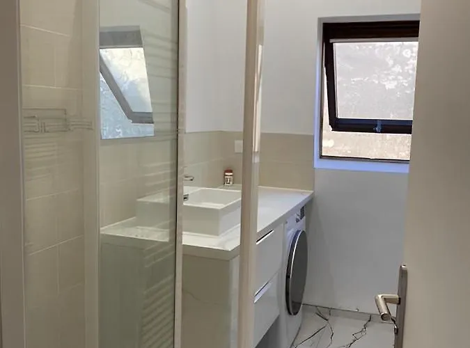 Upscale 80m2 2 Bedroom Near Champs Elysees * Paris